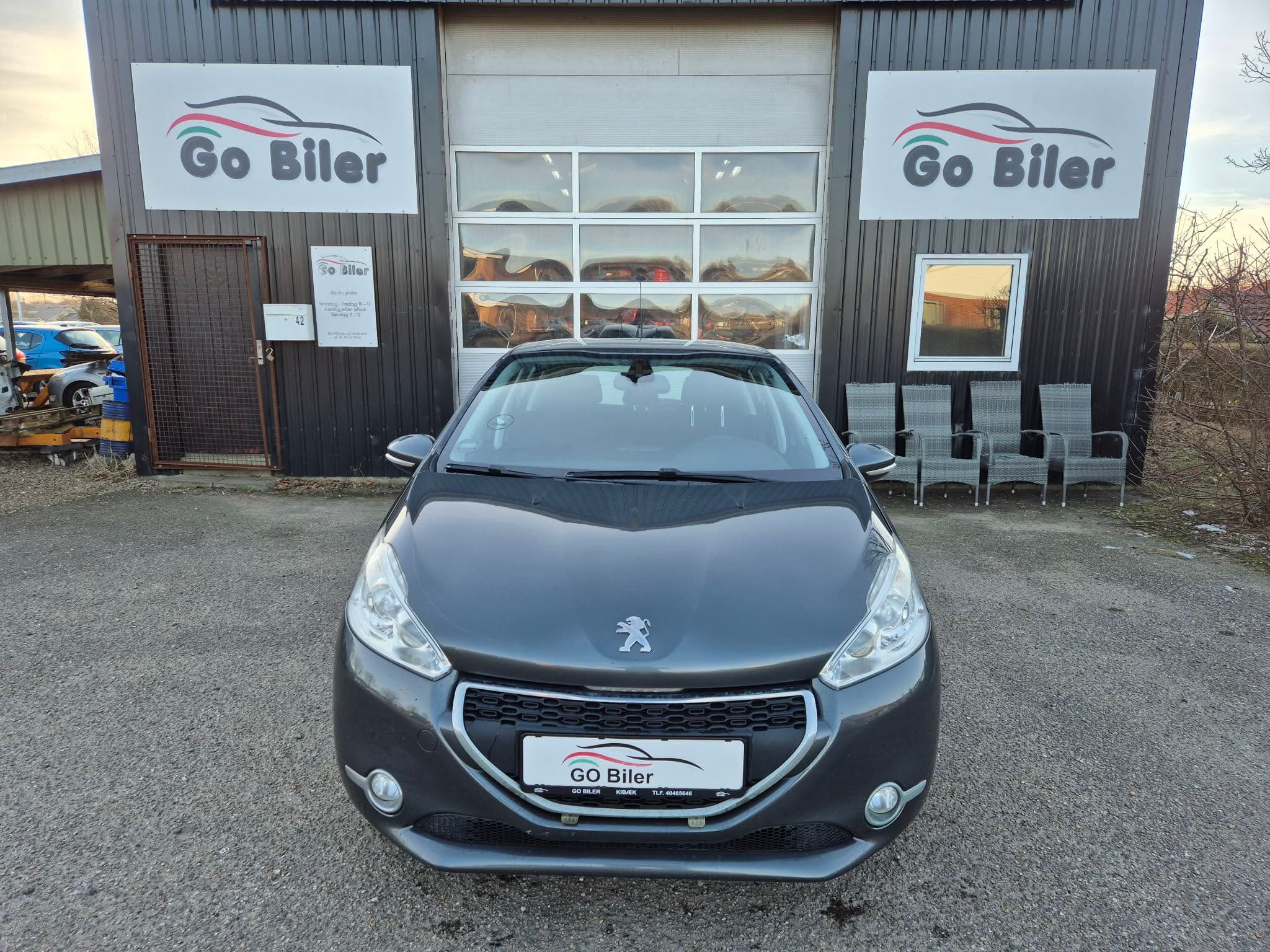 Peugeot 208